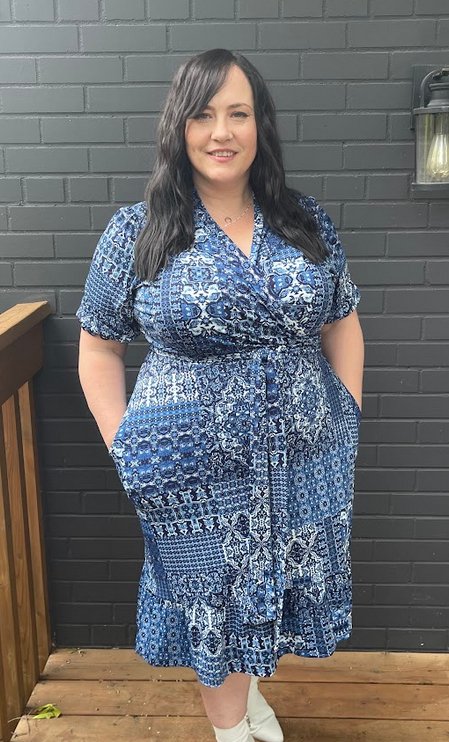 Shopping As A Plus Sized Queen In Canada - Dotty